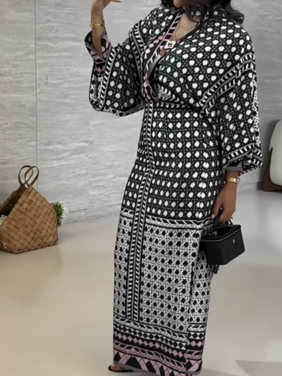 Printed woven dress in black and white