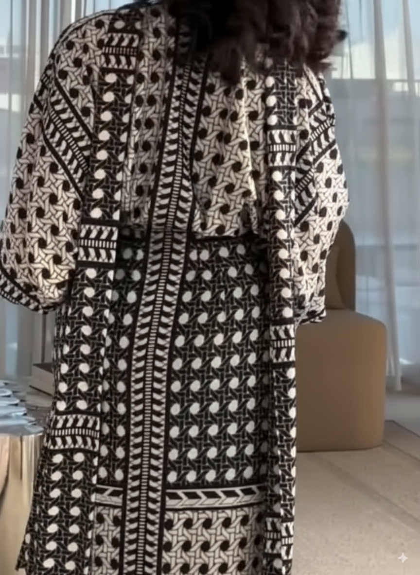Printed woven dress in black and white