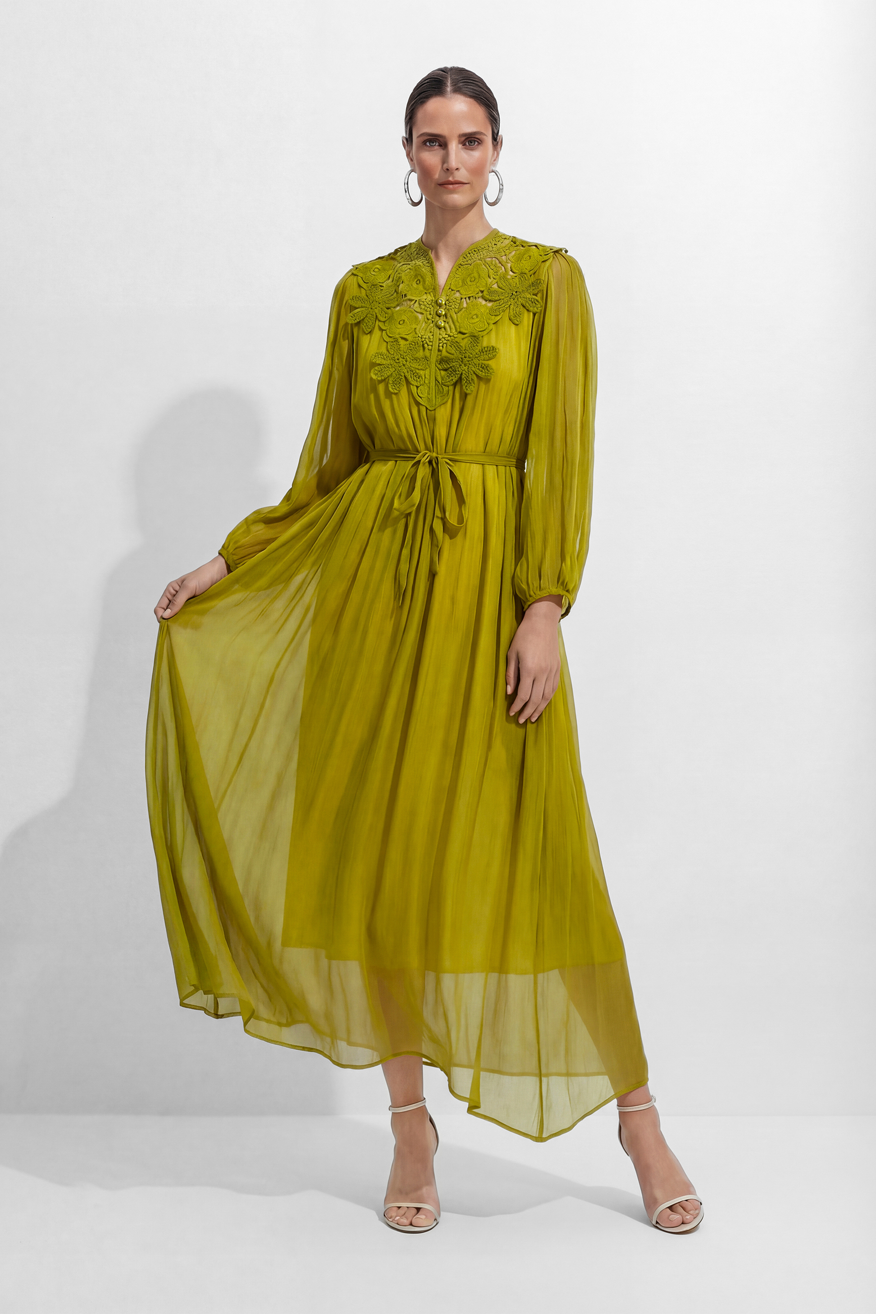 Elegant Floral Lace Pleated Maxi Dress