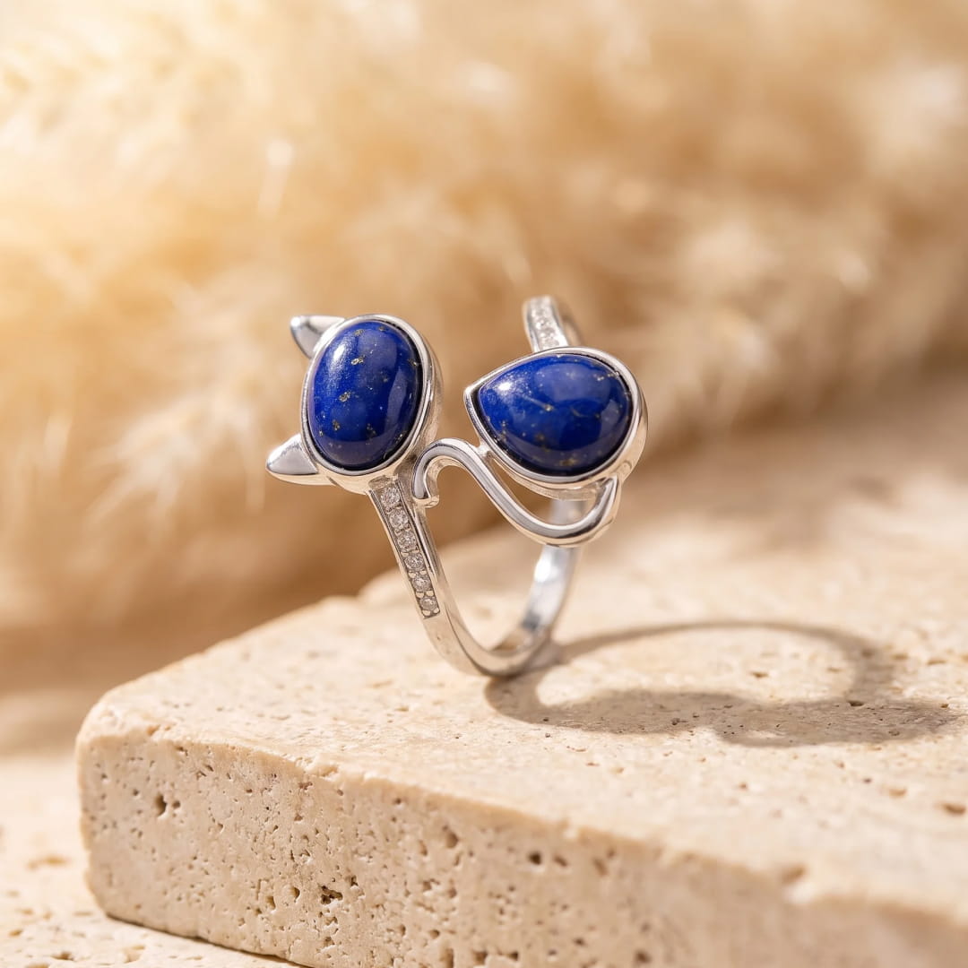 Lapis lazuli stone with golden flecks - KARMAKIND