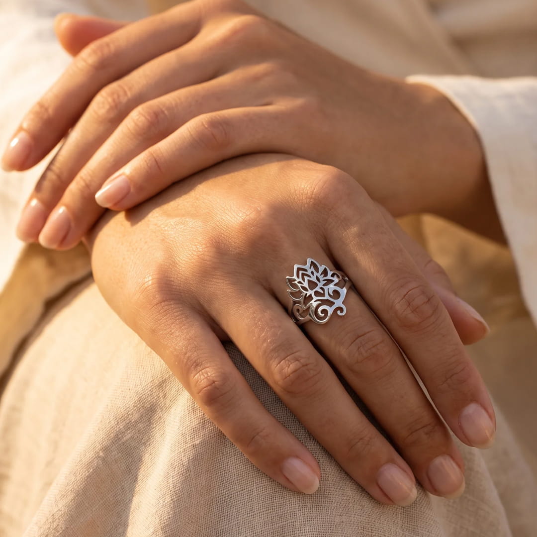 Lifestyle image of the ring on a finger