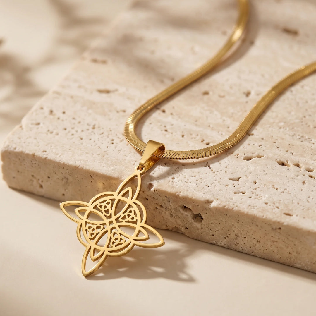"Eternal Protection" Pendant - Witch's Knot, Flat Chain Silver - KARMAKIND