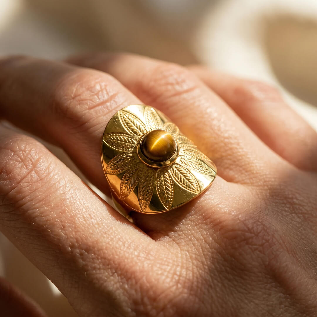Close-up of the tiger's eye stone in the mandala setting - KARMAKIND