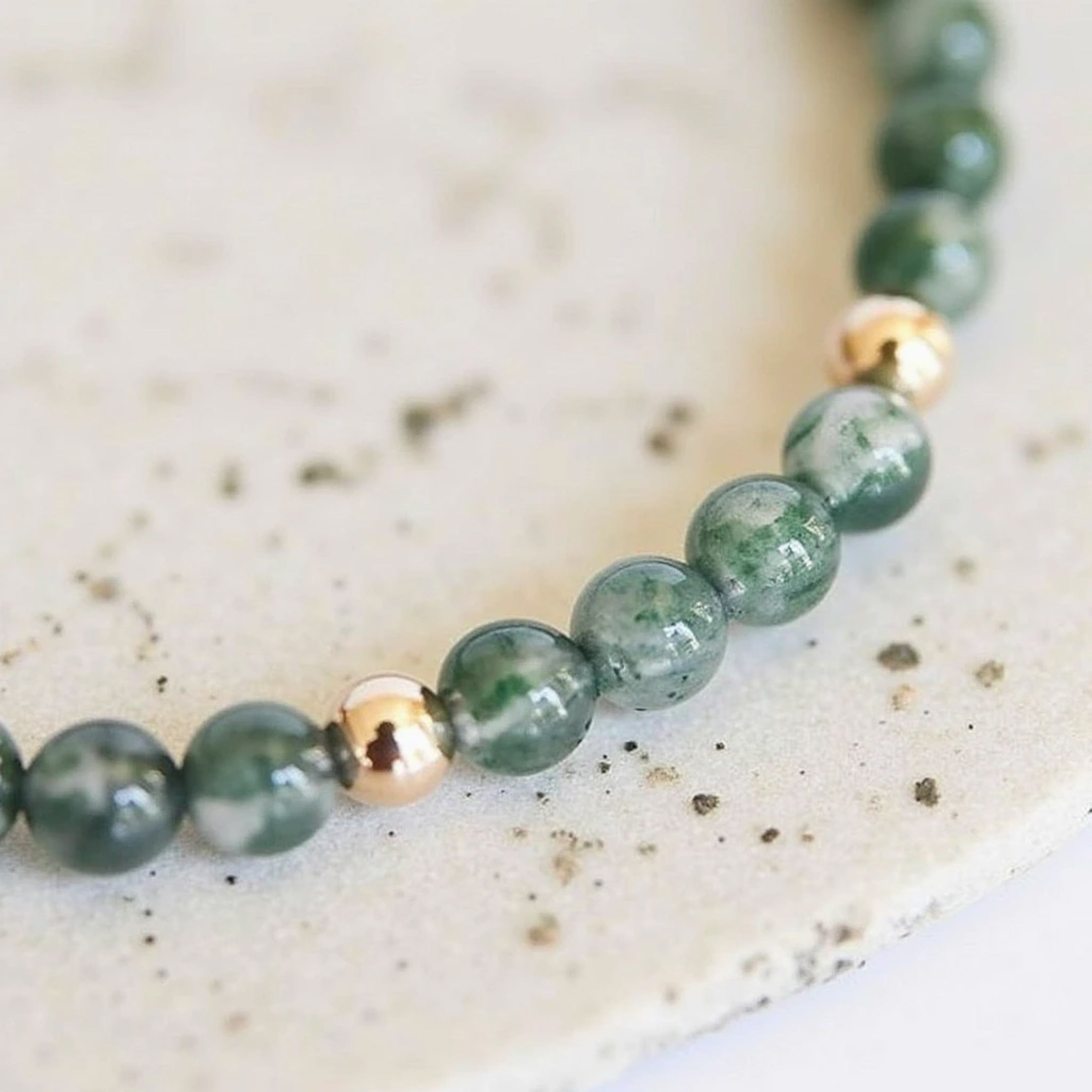Bracelet detail highlighting the natural inclusions in the agate - KARMAKIND