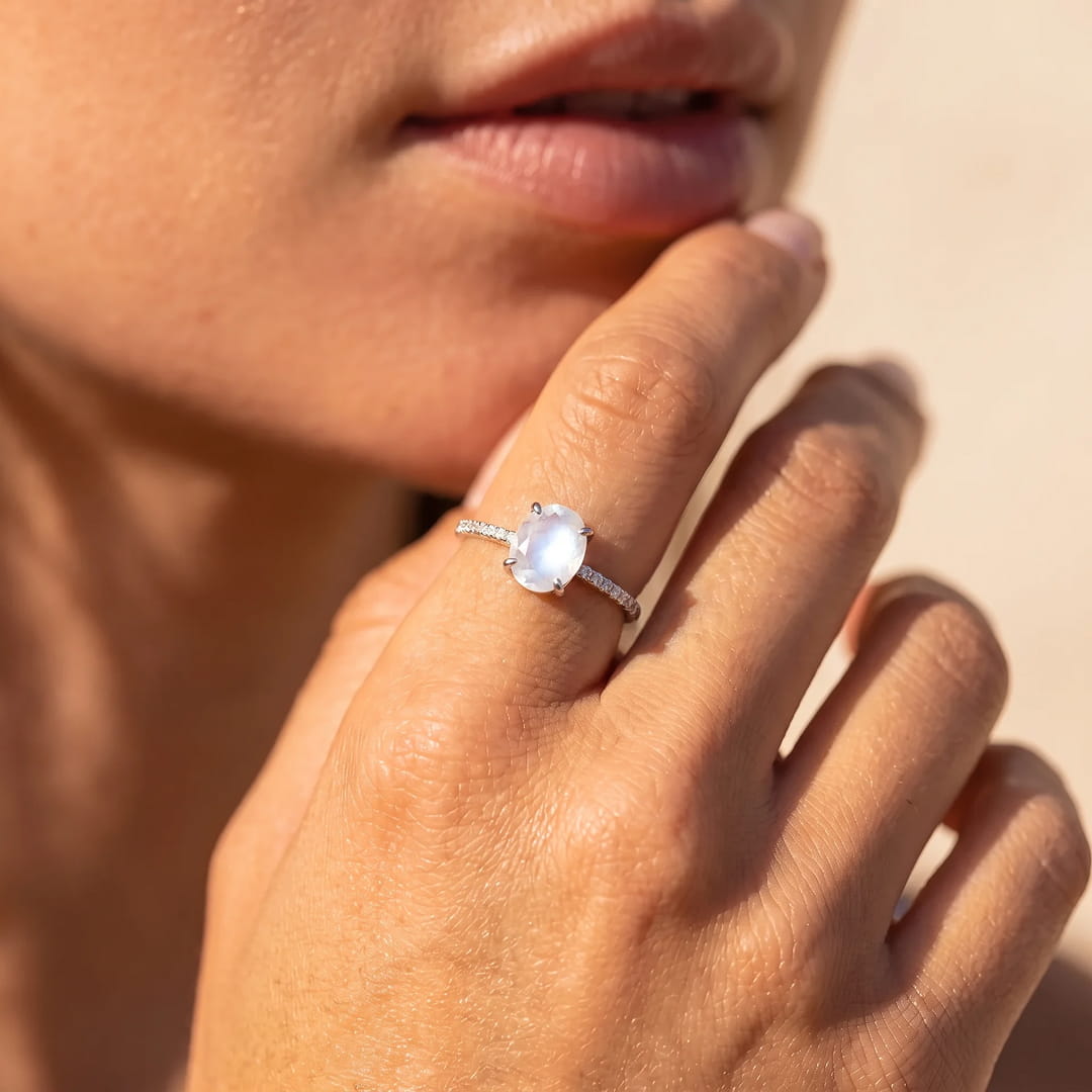 Close-up of the moonstone gemstone on the Kirana ring - KARMAKIND