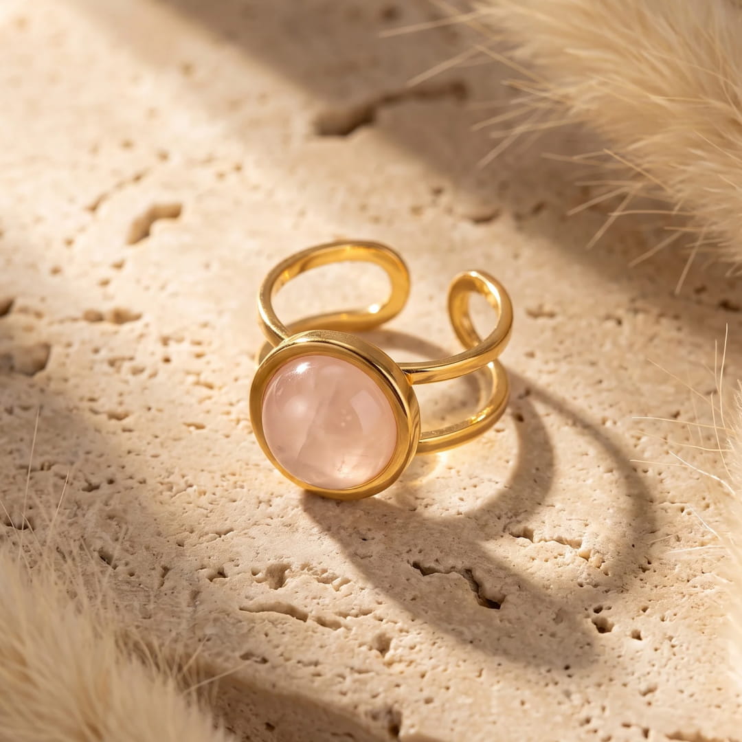Side view of the adjustable Iris Ring - KARMAKIND