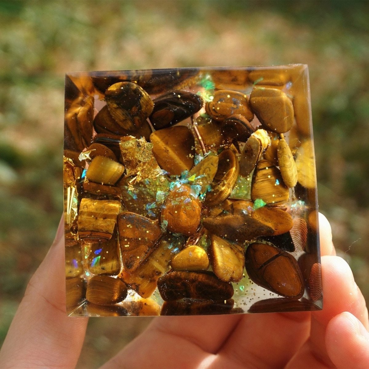 The orgonite pyramid base with the tree inside