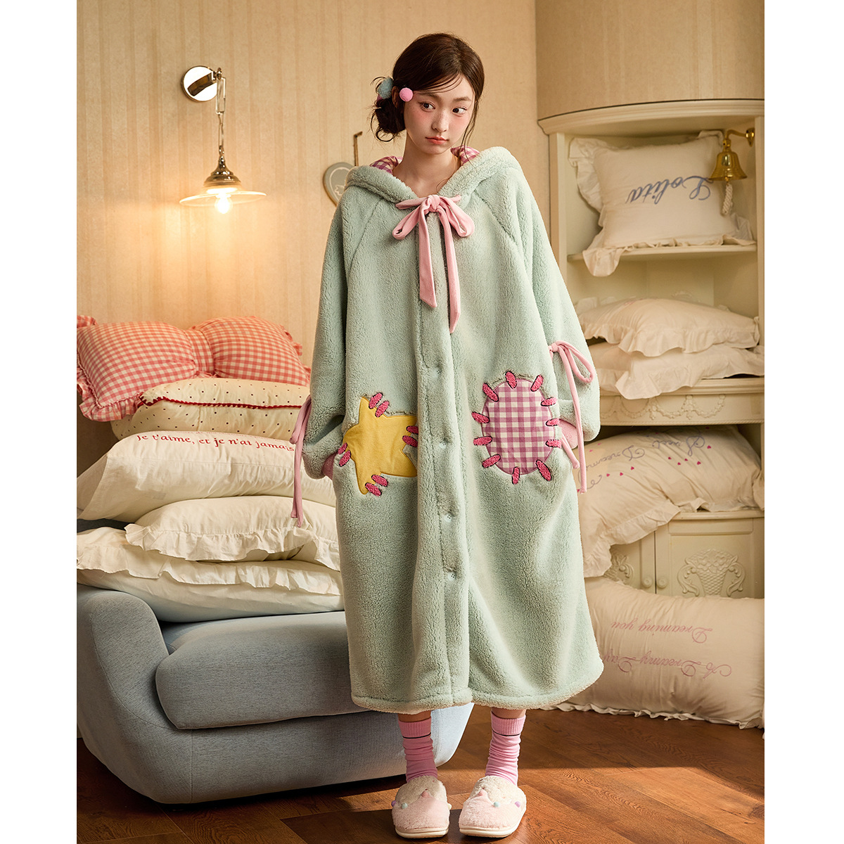 史迪仔圖案加厚長毛絨女款睡袍｜冬季居家服－商品圖片 2