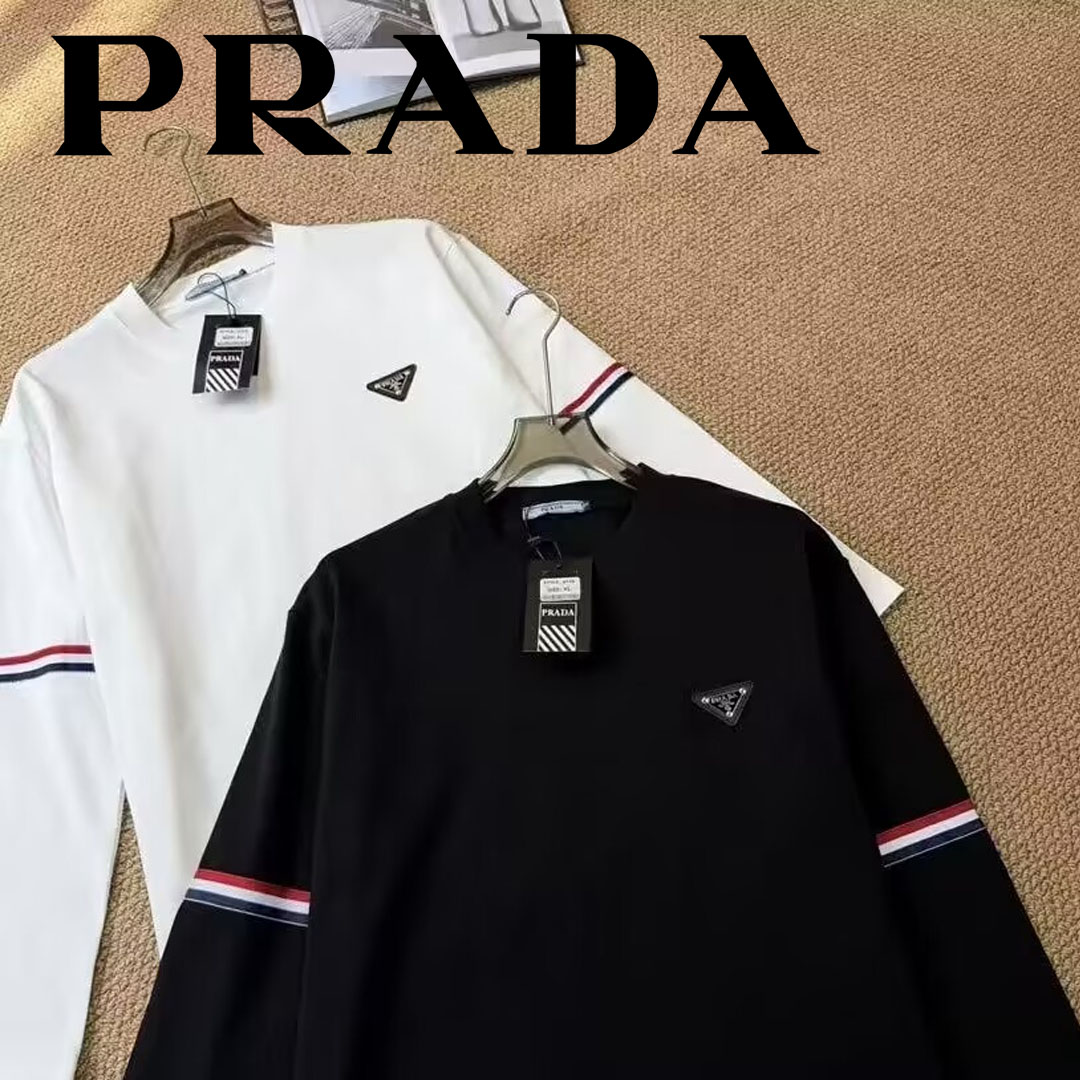 PRADA トライアングルロゴ スウェット     ブラック