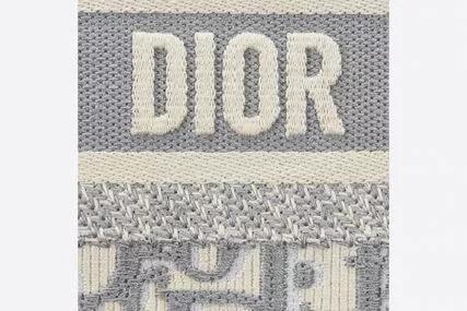 【DIOR】(大人気）BOOK TOTE ブックトート【送料無料】