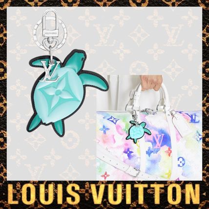 LOUIS VUITTON ポルト クレ・LVタートル