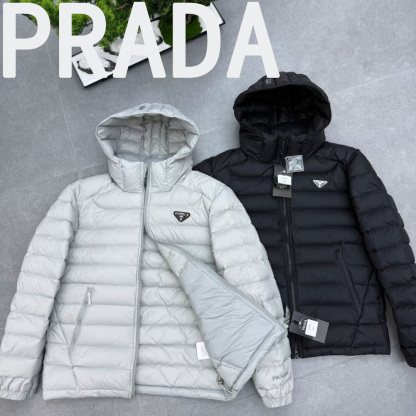 限定特価✨PRADA 軽量ダウン フード付き 防寒アウター 国内発送