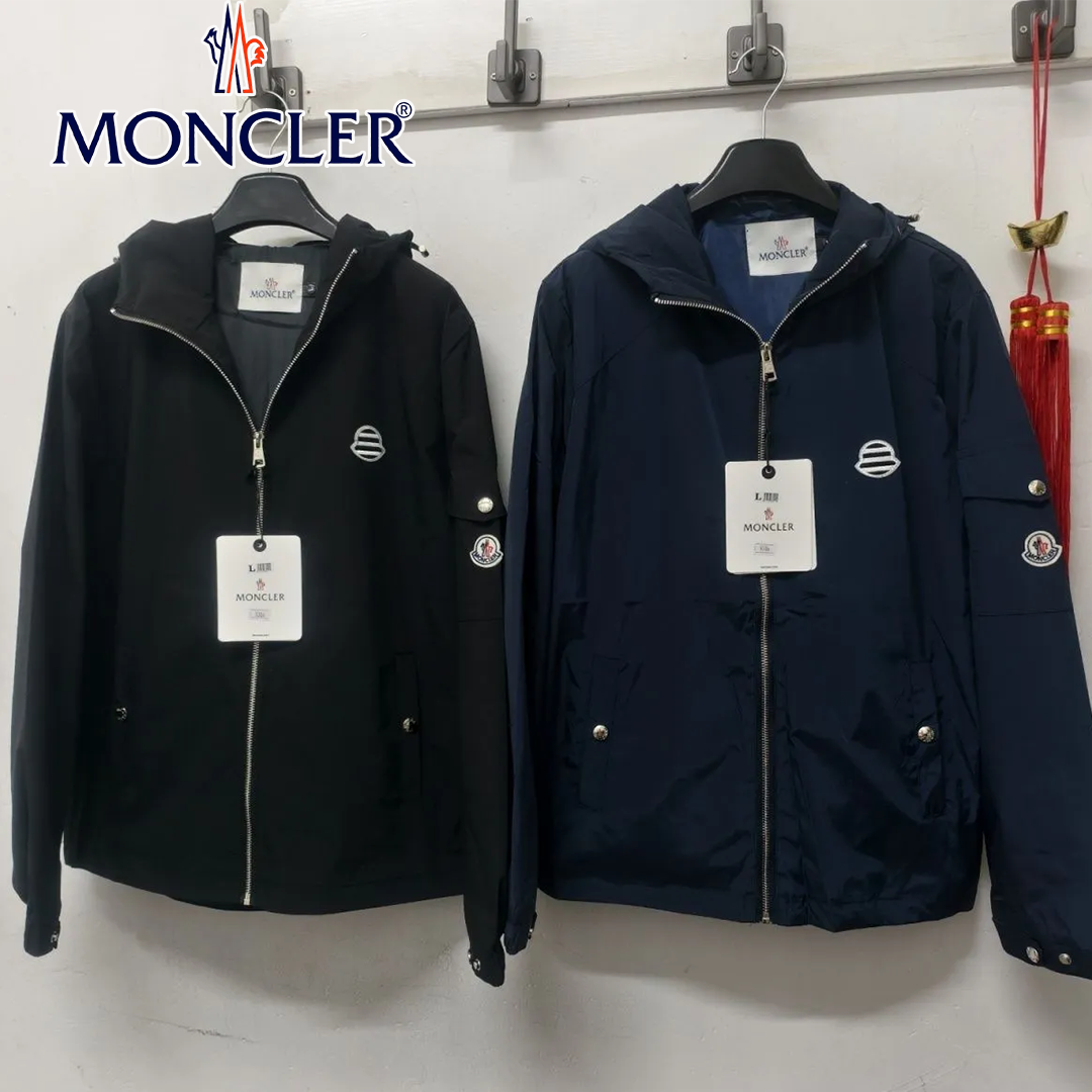 MONCLER  フード付きジップジャケット メンズ ロゴワッペン 袖ポケット はっ水 2 カラー