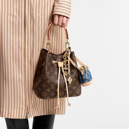 【Louis Vuitton】ラグジュアリーなバッグ ★ ネオノエBB