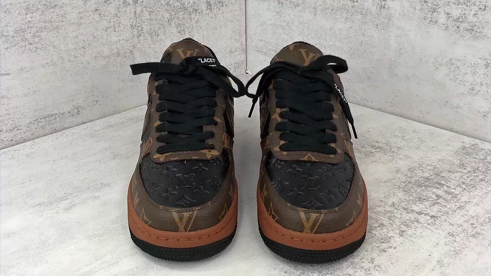 SS-22 LOUIS VUITTON X NIKE AIR FORCE 1 SNEAKERS【本物保証】【代金引換】