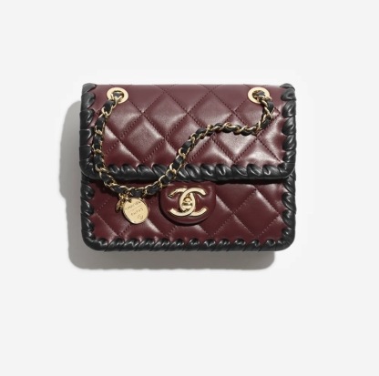 華やかな主役バッグ【CHANEL】ミニフラップ バッグ　26P
