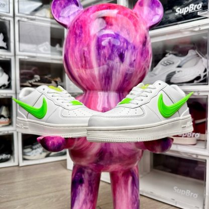 Nike Air Force 1 “Big hook green apple/大きなフックの青リンゴ”