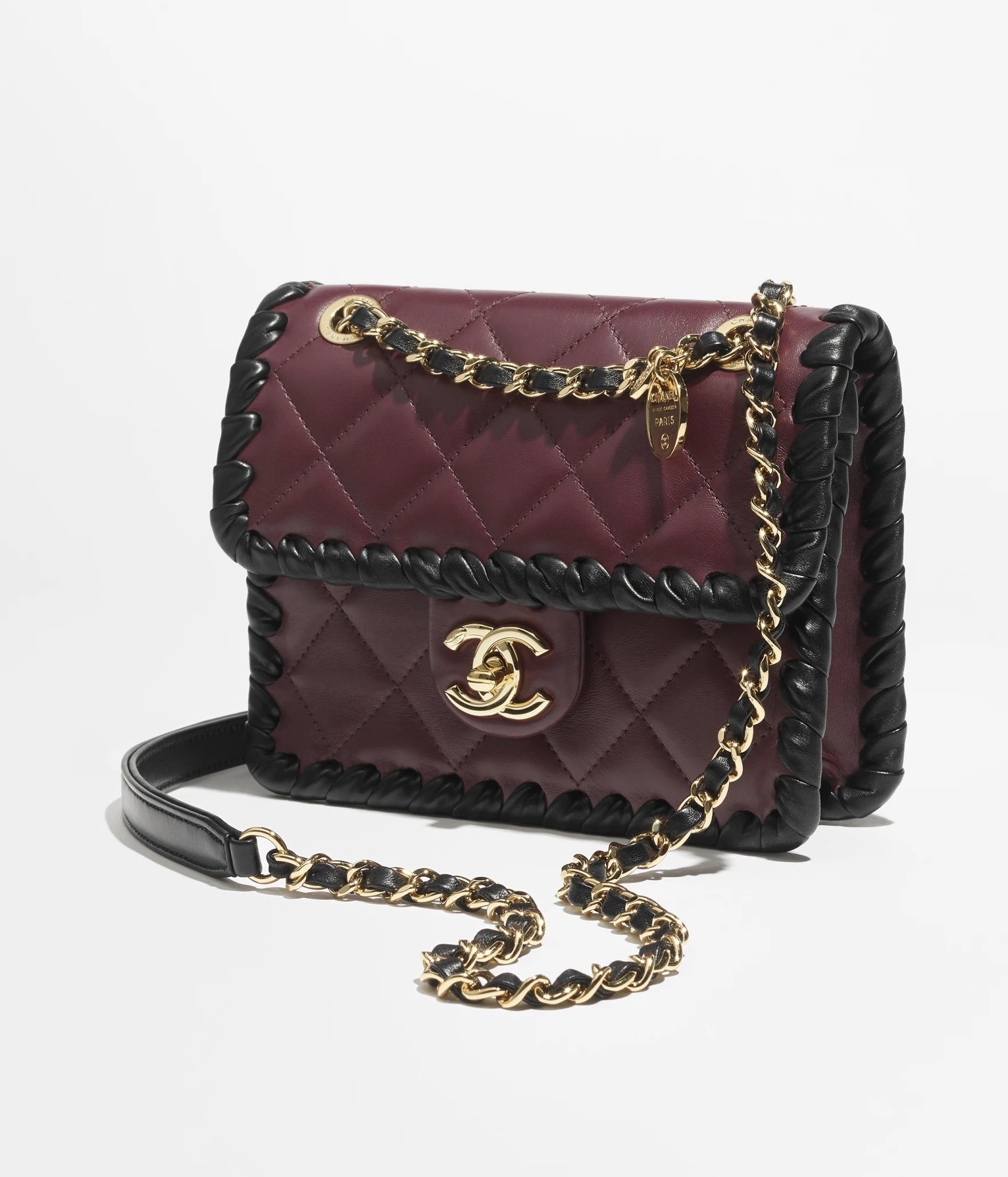 華やかな主役バッグ【CHANEL】ミニフラップ バッグ　26P