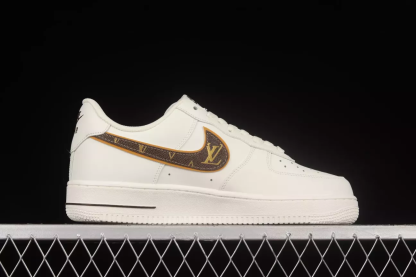 【新商品発売】【今年の新商品】LOUIS VUITTON X NIKE AIR FORCE 1 07 LOW RICE WHITE SHOES SNEAKERS【本物保証】【代金引換】