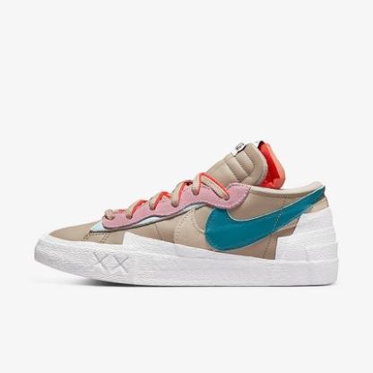 人気コラボ☆ Nike x sacai x KAWS Blazer Low "Reed" (Unisex)