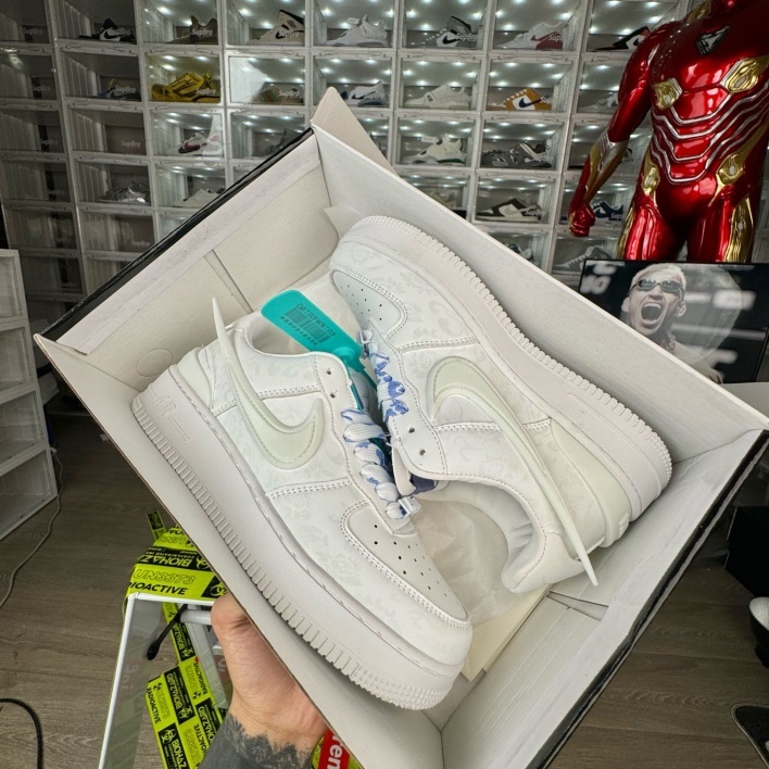 日本未入荷！Nike Air Force Big Hook Blue and White Porcelain