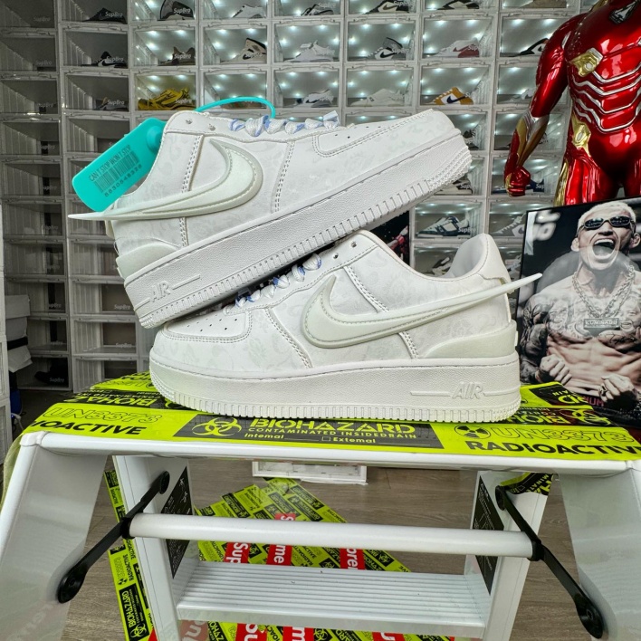 日本未入荷！Nike Air Force Big Hook Blue and White Porcelain