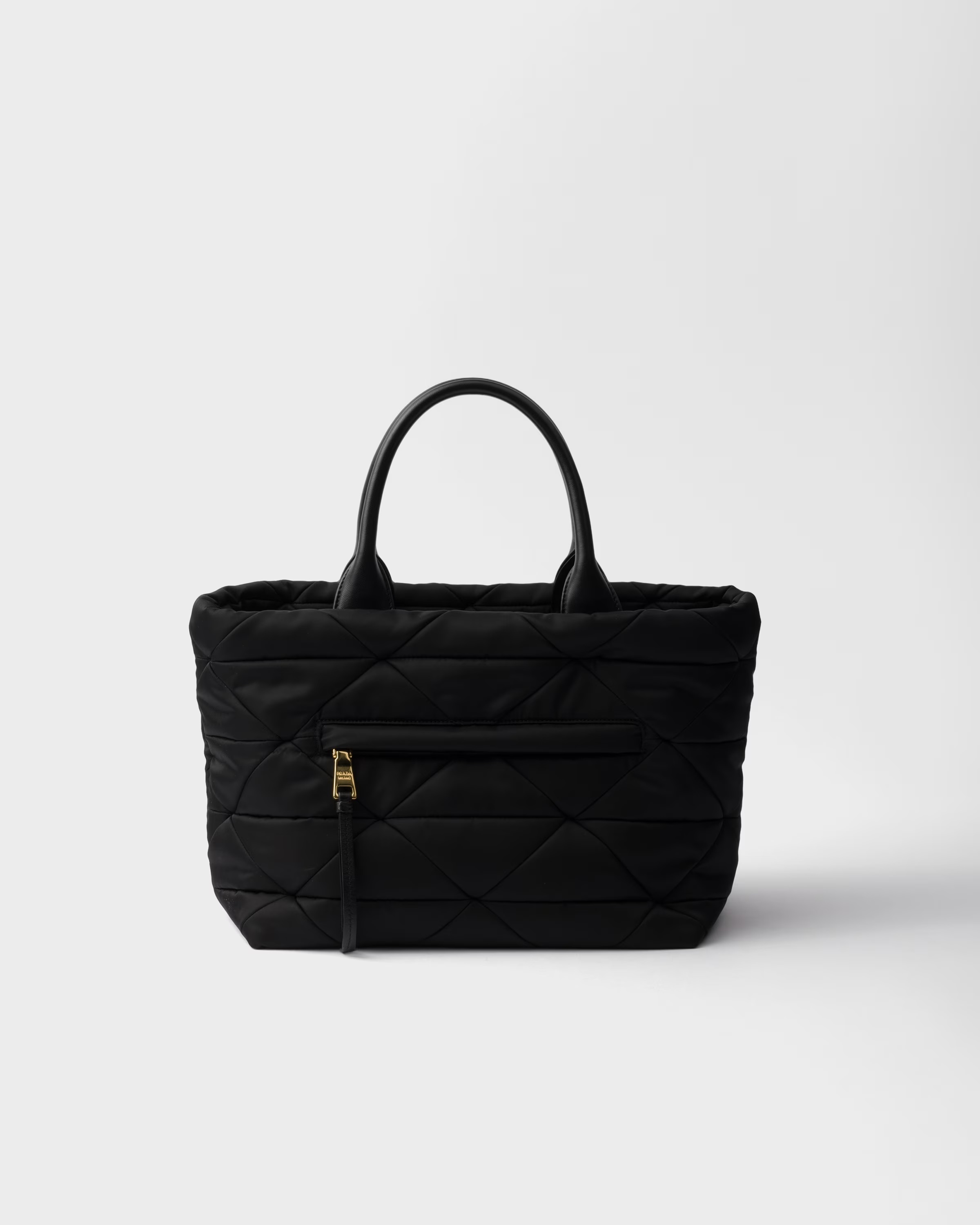 PRADA【入手困難】大人気 ★Re-Nylon トートバッグ★ 全色