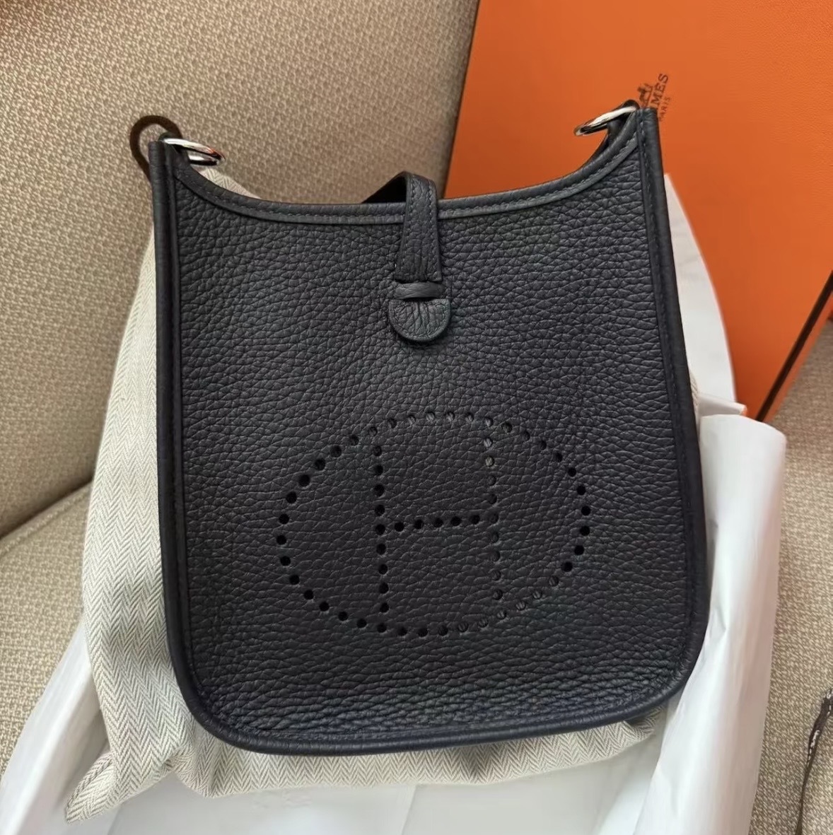 【関税なしですぐ届く♪】HERMES ミニ エヴリン16 TPM