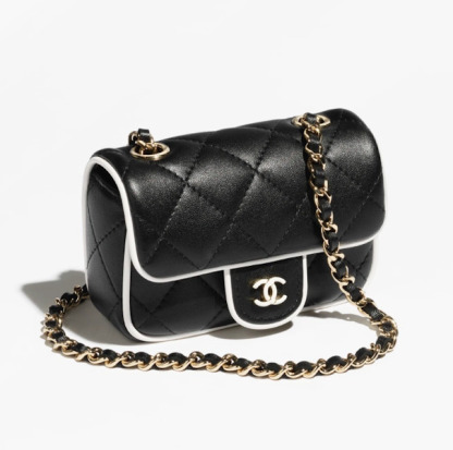 一目置かれる存在に ◆ CHANEL ◆ チェーンクラッチ ミニバッグ