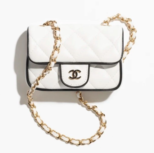 一目置かれる存在に ◆ CHANEL ◆ チェーンクラッチ ミニバッグ