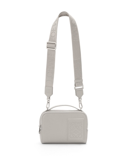 【LOEWE】カメラ クロスボディバッグ　ミニ　ショルダーバッグ