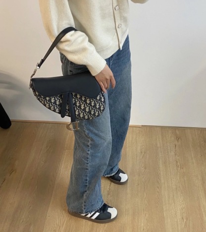 【洗練されたアイコニックデザイン】DIOR サドル ショルダー
