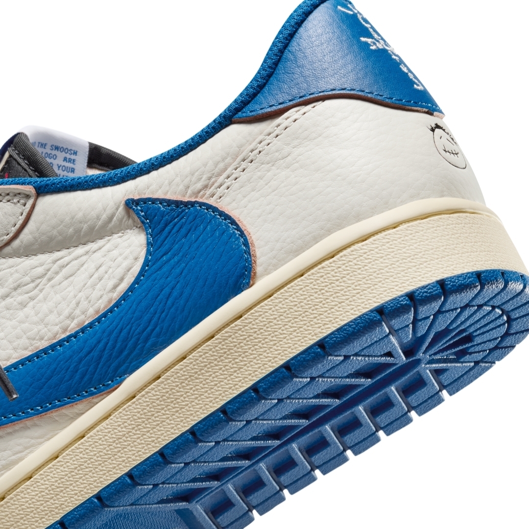 【NIKE】Air Jordan 1 Low x Travis Scott x Fragment
