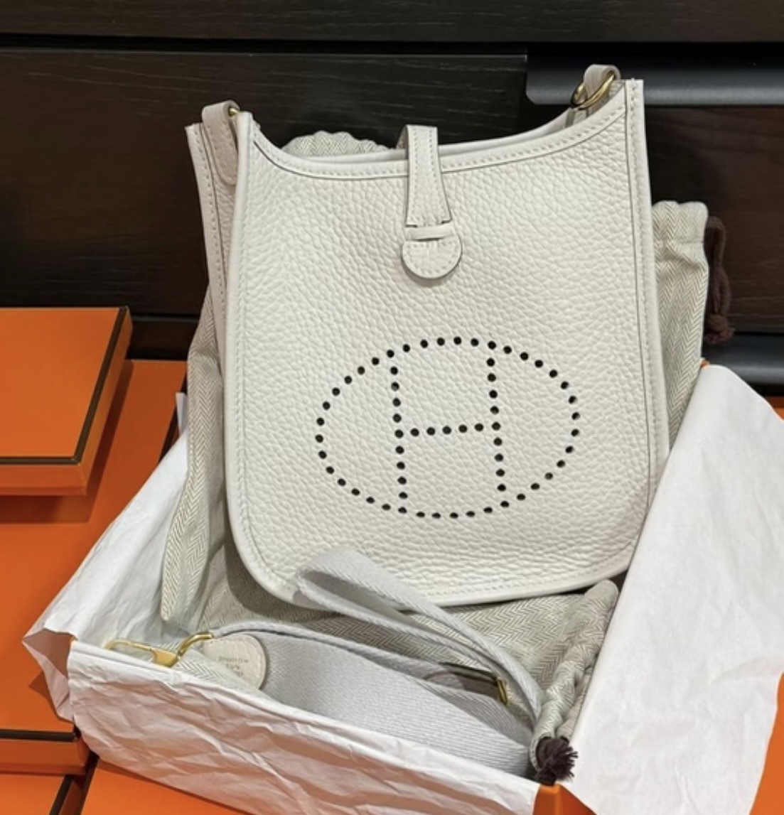 【関税なしですぐ届く♪】HERMES ミニ エヴリン16 TPM