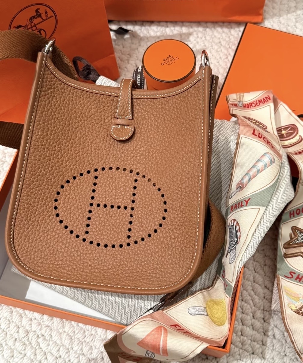 【関税なしですぐ届く♪】HERMES ミニ エヴリン16 TPM