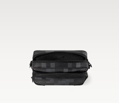 【国内発送】Louis Vuitton　ナイル　メッセンジャー　バッグ