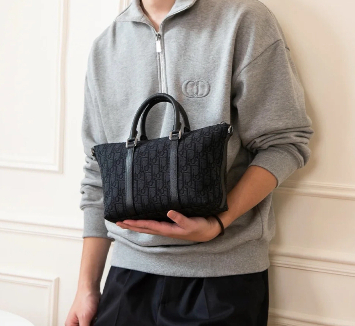 ◆国内発送◆Dior Weekender 25 バッグ オブリークジャガード