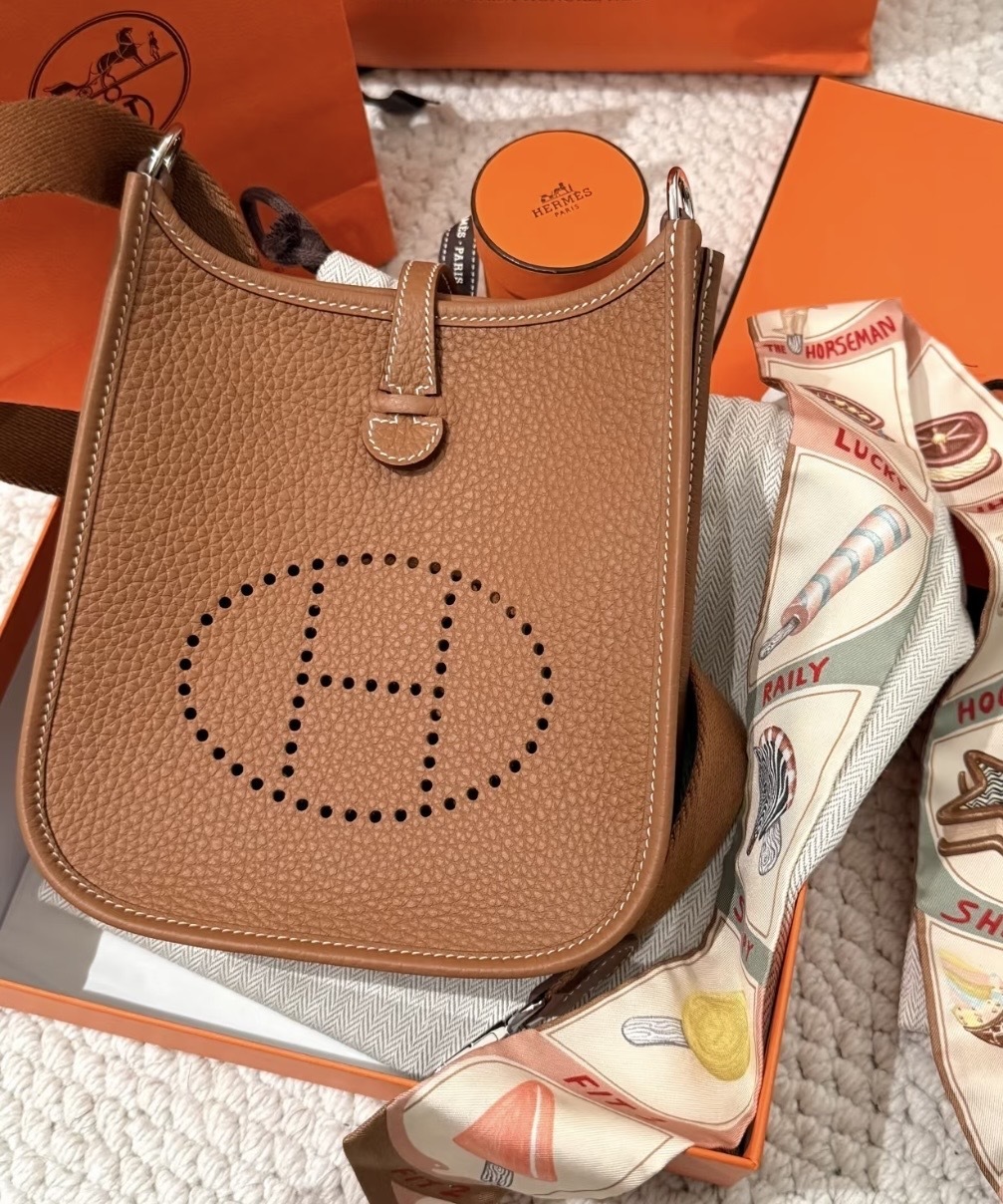 【関税なしですぐ届く♪】HERMES ミニ エヴリン16 TPM