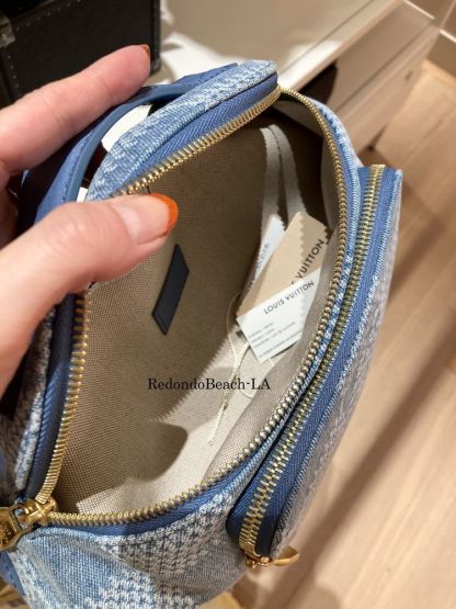 【アウトドアの強い味方】LOUIS VUITTON★ショルダーバック