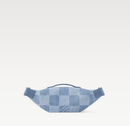 【アウトドアの強い味方】LOUIS VUITTON★ショルダーバック