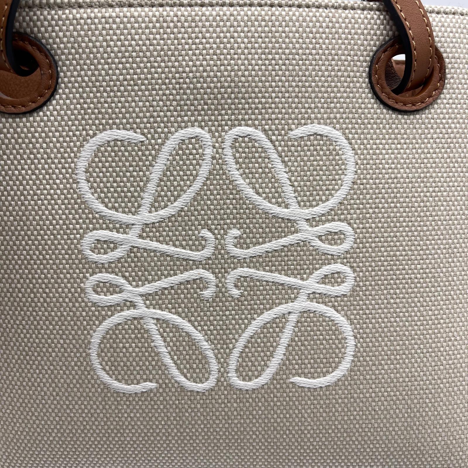 お買い得！！★ ロエベ ★ アナグラムトートミニバッグ