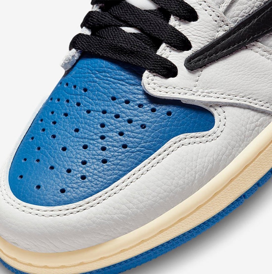 Nike × Travis Scott × Fragment Air Jordan 1 High コラボ