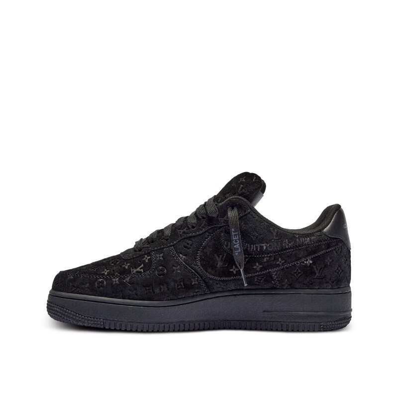 ★NIKE x Louis Vuitton★超入手困難★世界が欲しがる伝説の１足