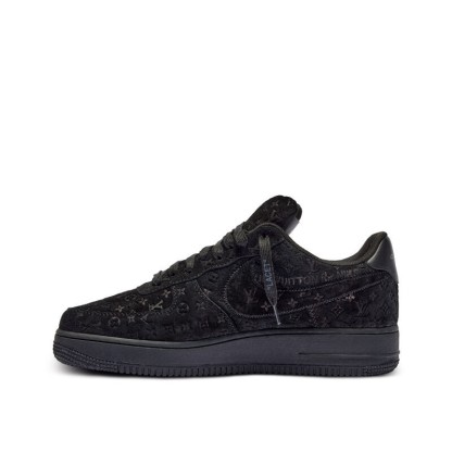 ★NIKE x Louis Vuitton★超入手困難★世界が欲しがる伝説の１足
