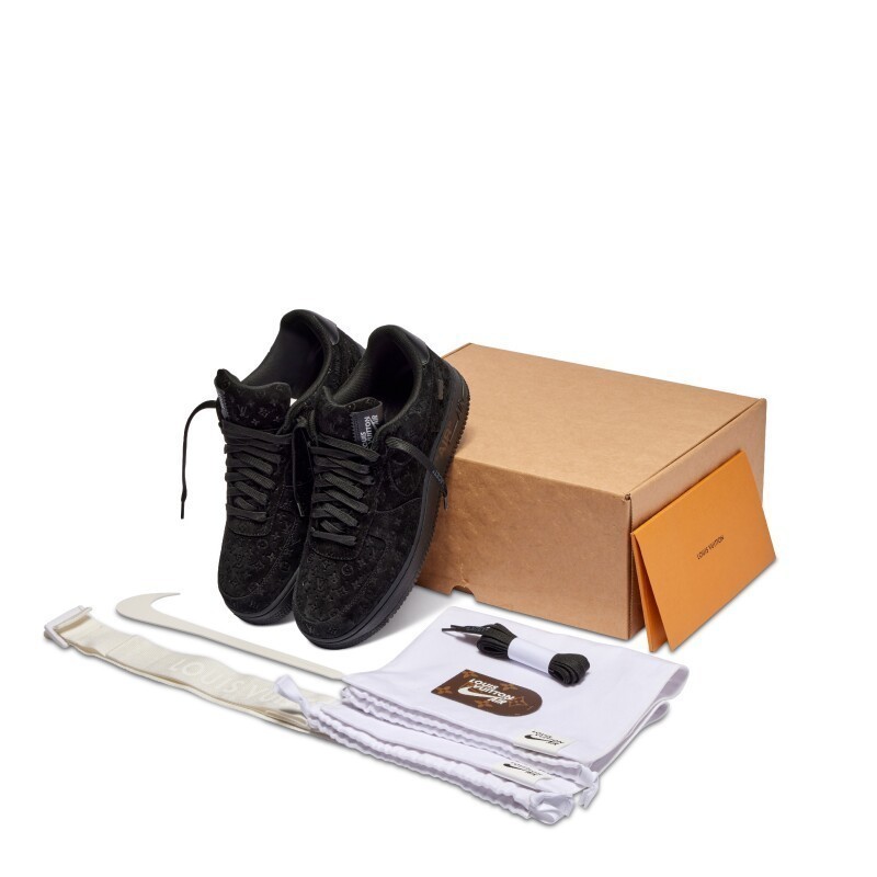 ★NIKE x Louis Vuitton★超入手困難★世界が欲しがる伝説の１足