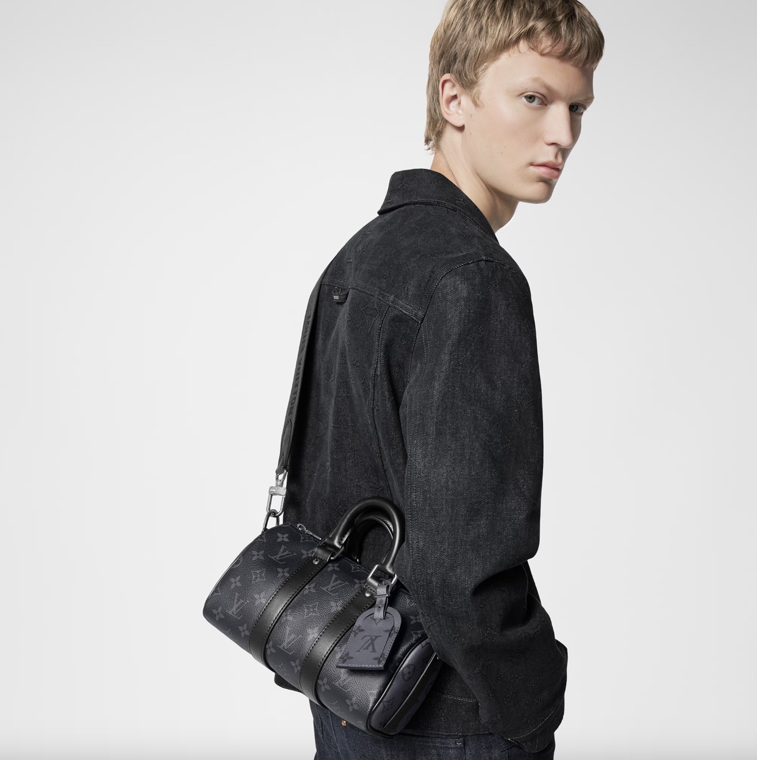 クール【LouisVuitton】キーポル・バンドリエール 25 モノグラム