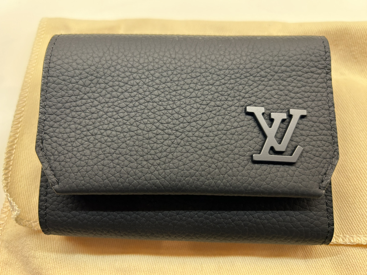 国内発送【Louis Vuitton】ポルトフォイュ・パイロット　Wallet
