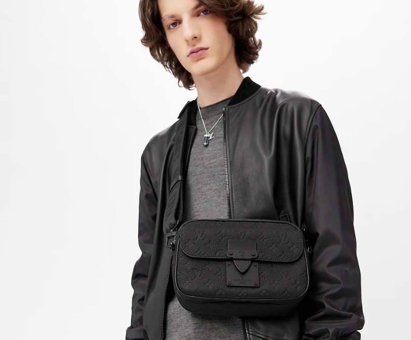 【マルチバッグ】Louis Vuitton　Sロック メッセンジャー バッグ