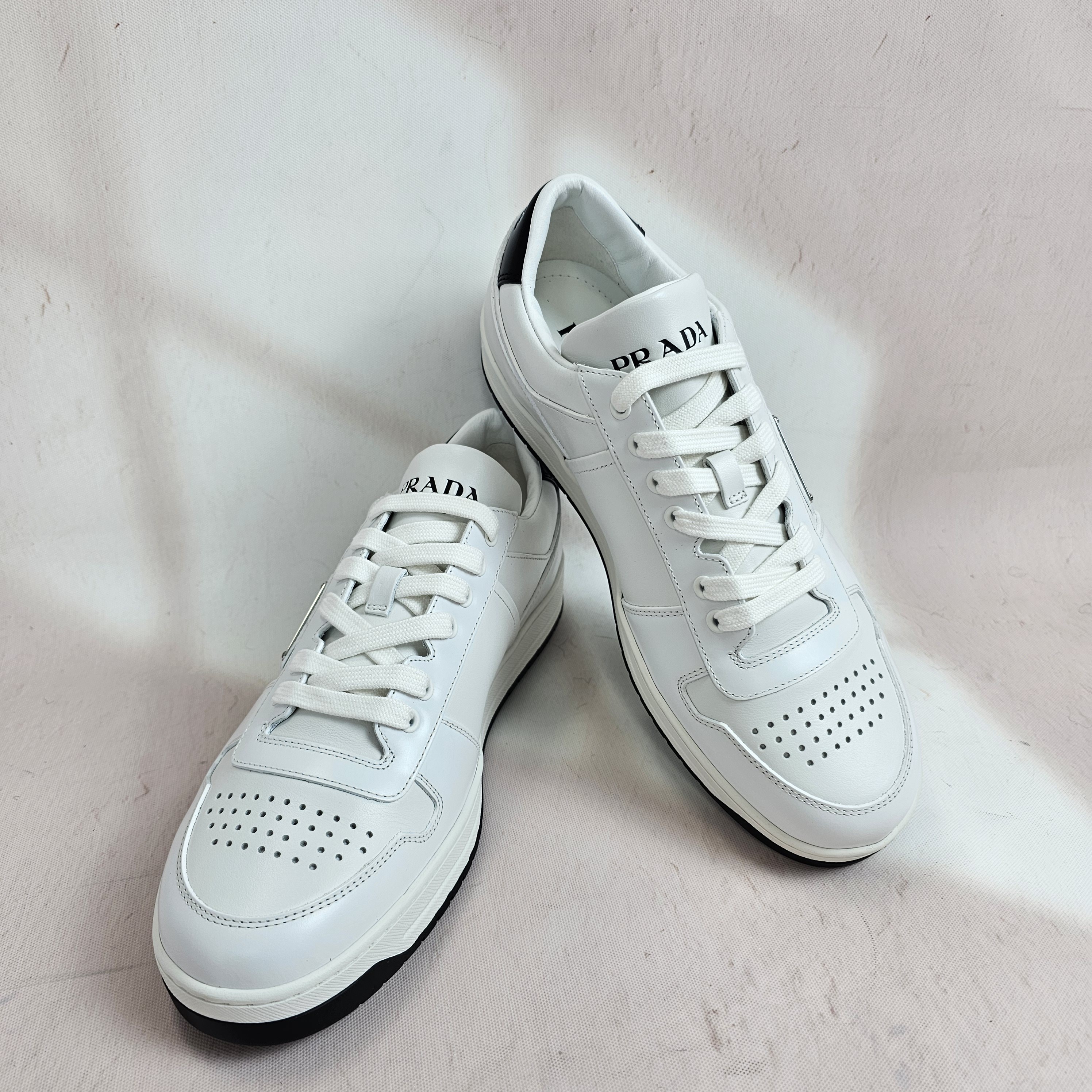 ★人気★【PRADA】★プラダ ダウンタウン レザー スニーカ.ー★
