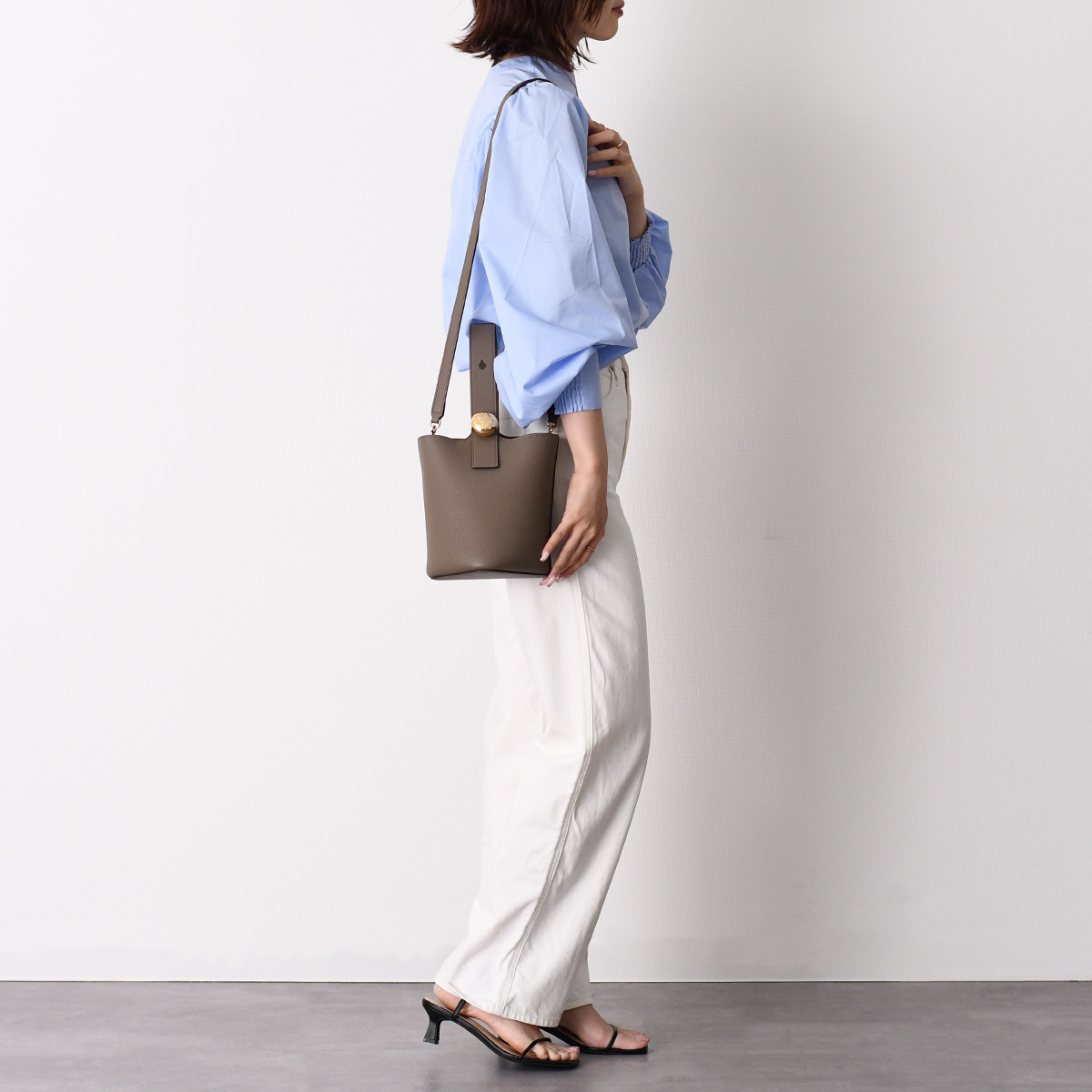 【国内即発】LOEWE ぺブル バケットバッグ ミニ